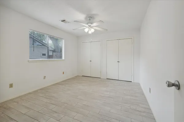 $1,690 | 2723 North Brompton Drive, Pearland, TX 77584