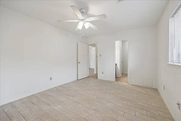$1,690 | 2723 North Brompton Drive, Pearland, TX 77584