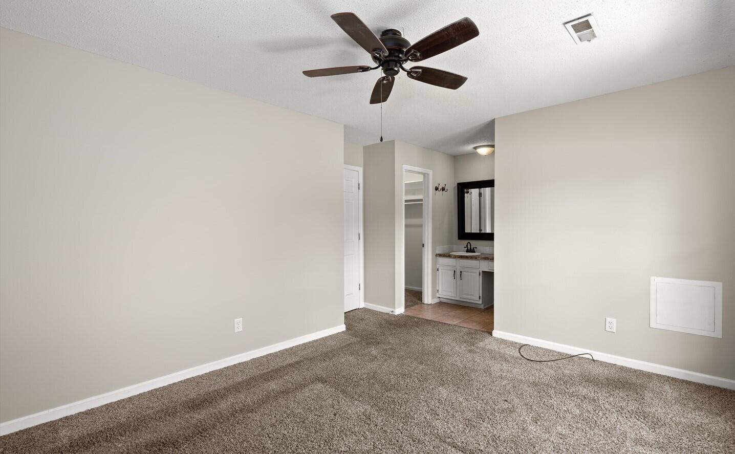 516 Longleaf Road Summerville, SC 29486 - Photo 24 of 33 Master_pic2 with bath