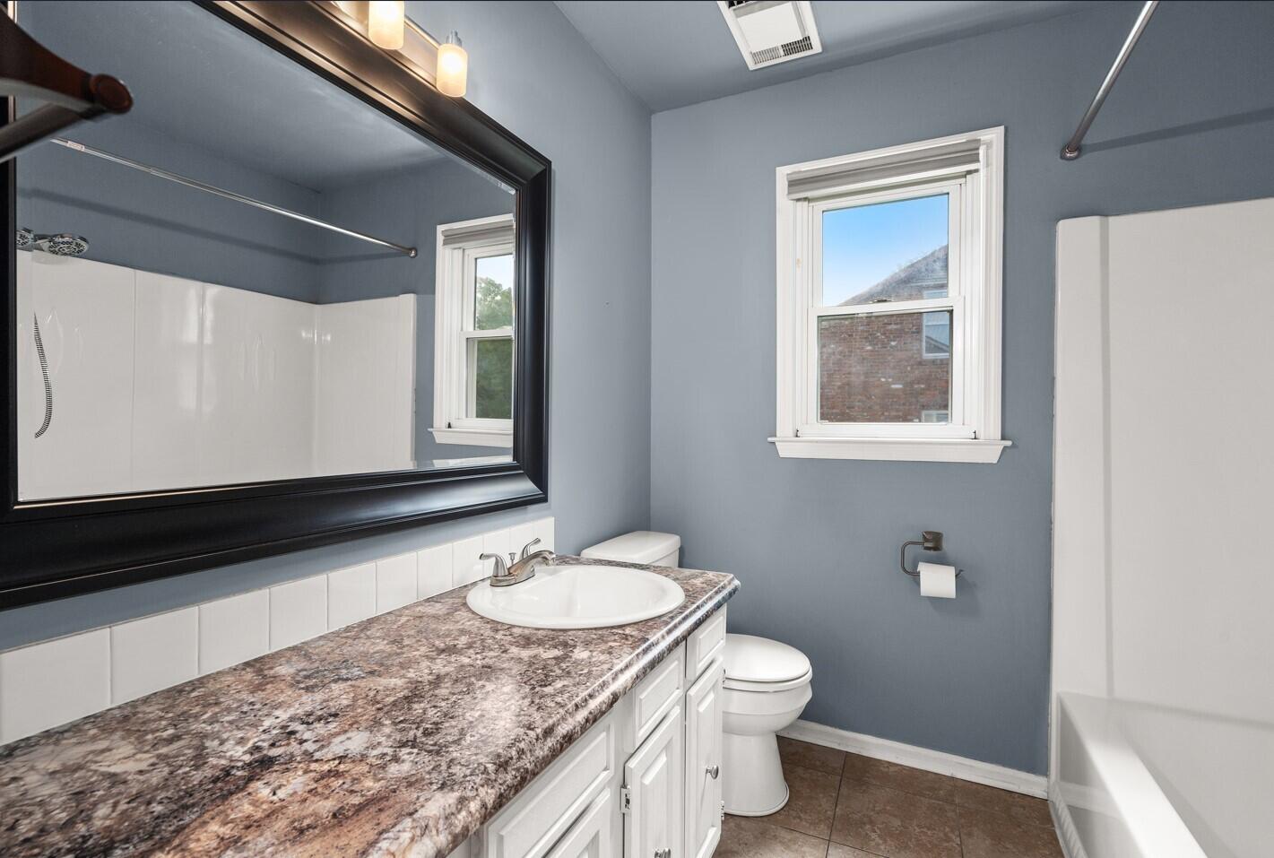 516 Longleaf Road Summerville, SC 29486 - Photo 28 of 33 Bathroom_2