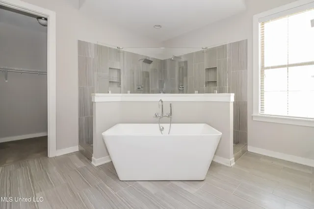 $2,415 | 6441 Asbury Place, Olive Branch, MS 38654