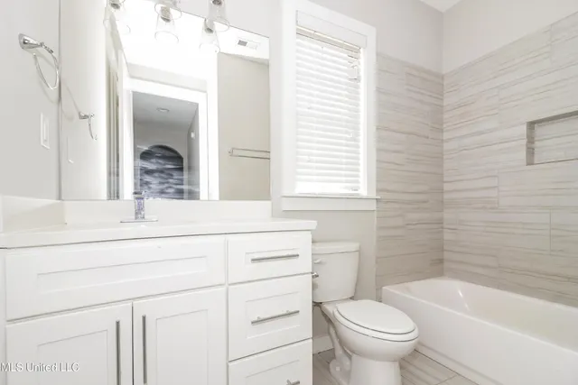 $2,415 | 6441 Asbury Place, Olive Branch, MS 38654