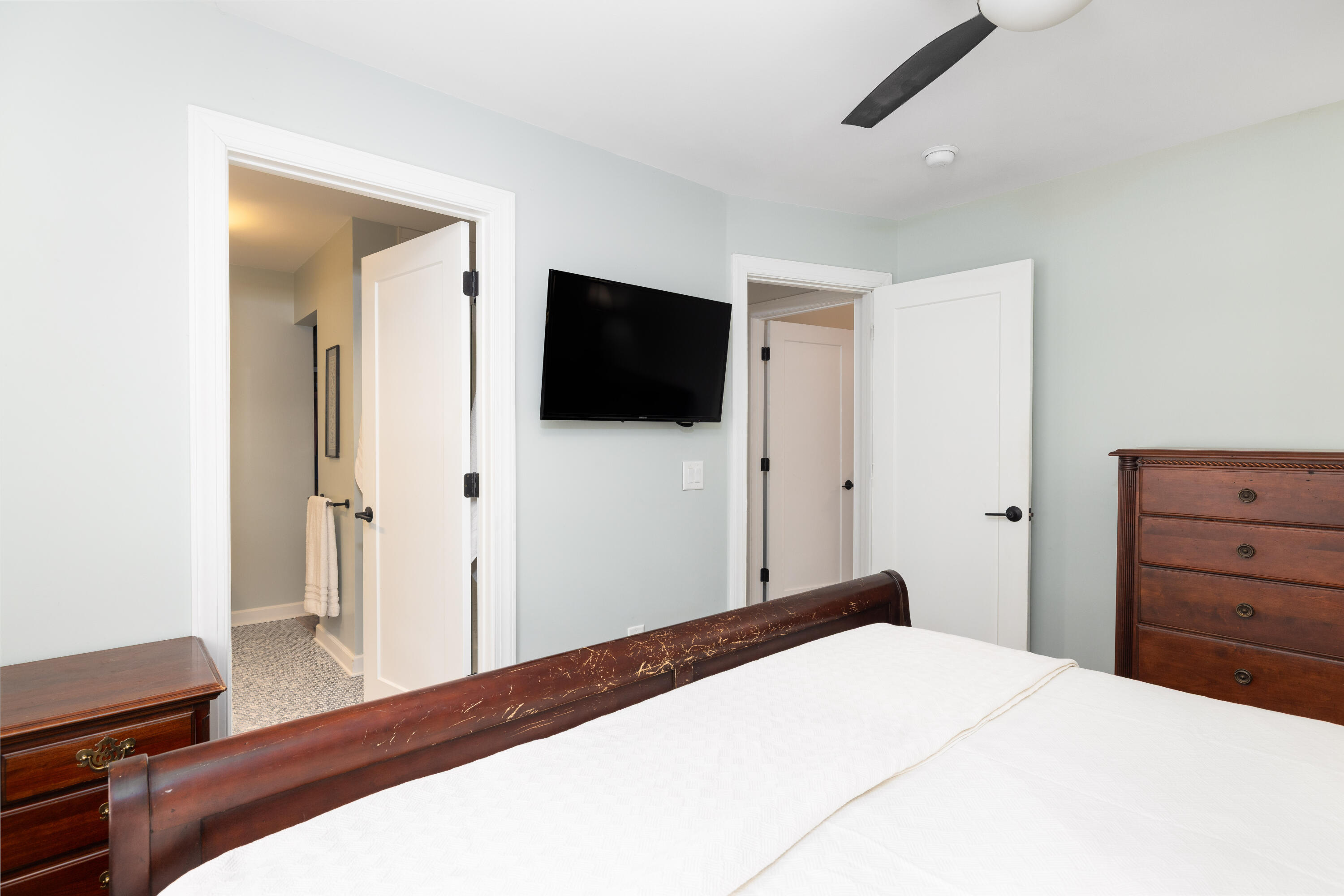 1335 Camp Road Charleston, SC 29412 - Photo 14 of 33 Primary Suite