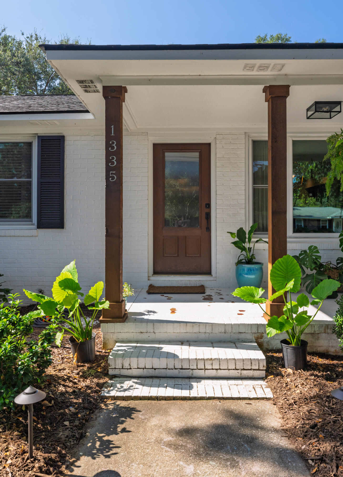 1335 Camp Road Charleston, SC 29412 - Photo 2 of 33 Front Porch