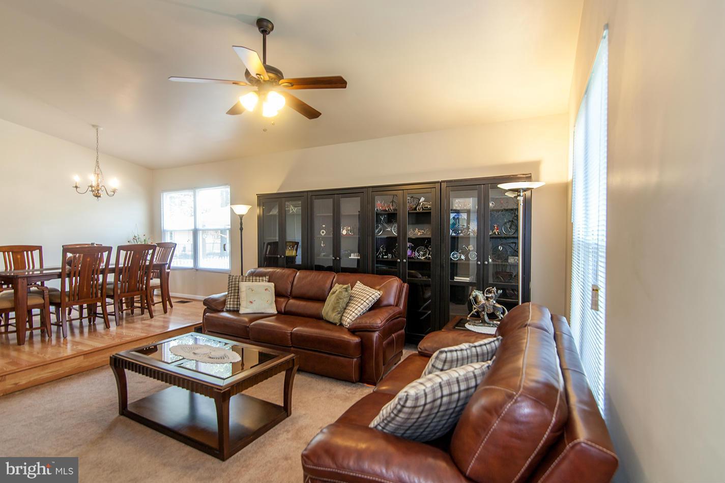 718 North York Road Sterling, VA 20164 - Photo 16 of 30 Interior (General)