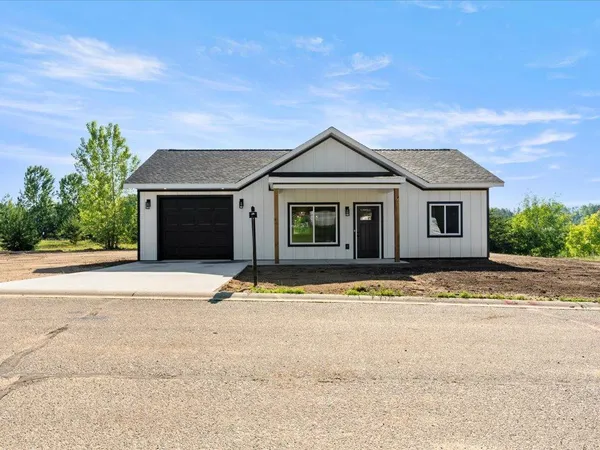 $329,900 | 31468 Isabelle Drive, Pequot Lakes, MN 56472