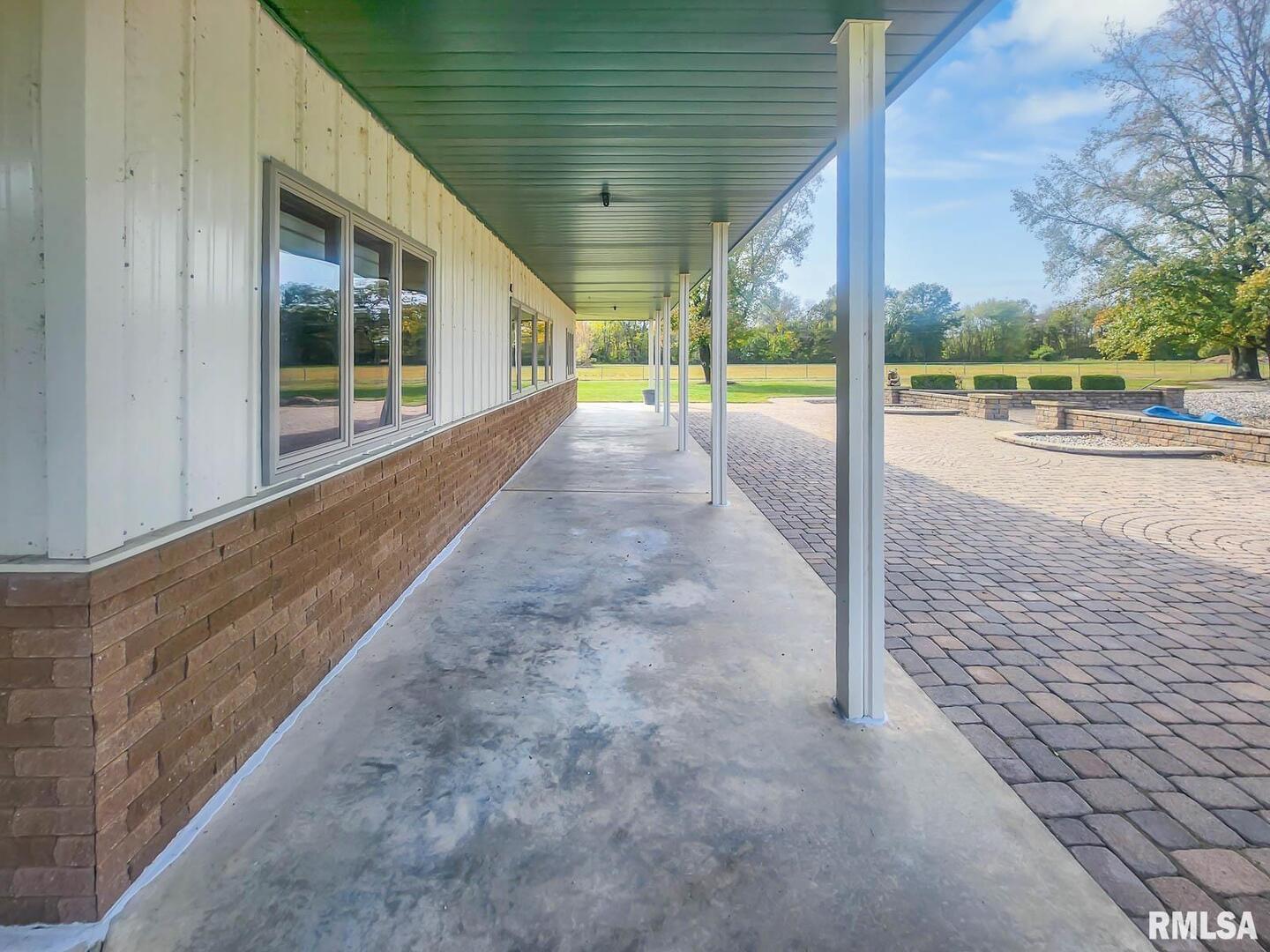 2878 Sunfield Road Du Quoin, IL 62832 - Photo 5 of 47