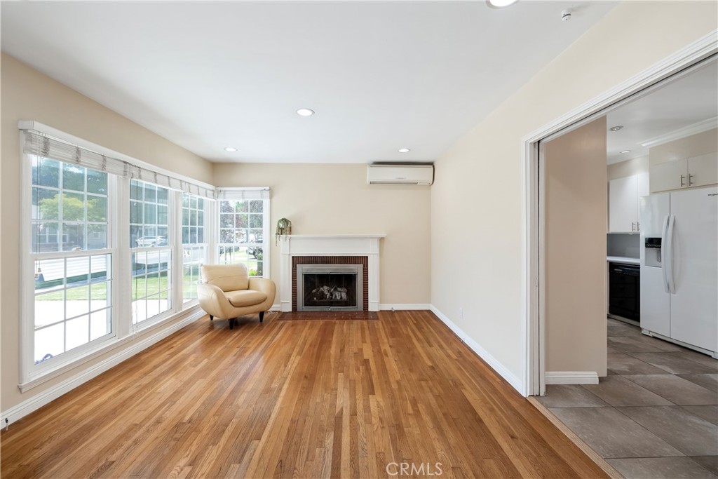 3135 Heather Road Long Beach, CA 90808 - Photo 10 of 34