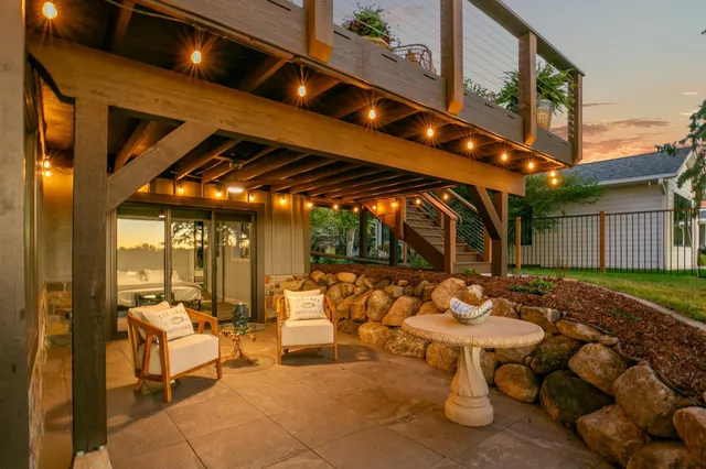 $1,949,900 | 2311 Swan Drive, Mendota Heights, MN 55120