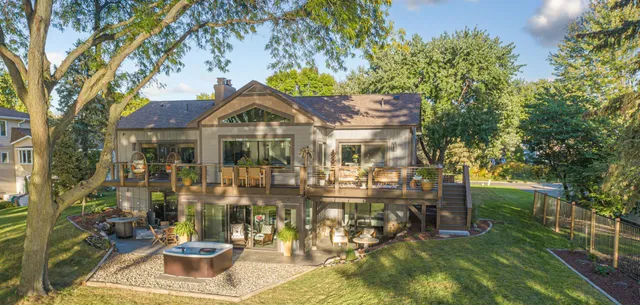 $1,949,900 | 2311 Swan Drive, Mendota Heights, MN 55120