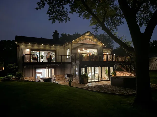 $1,949,900 | 2311 Swan Drive, Mendota Heights, MN 55120