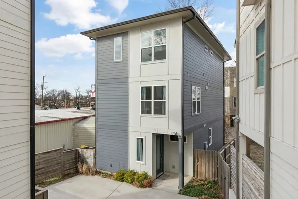 $2,995 | 2109 23rd Avenue North, Unit B, Nashville, TN 37208