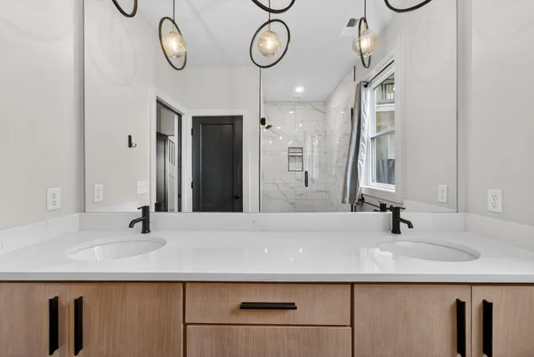 $2,895 | 2109 23rd Avenue North, Unit B, Nashville, TN 37208