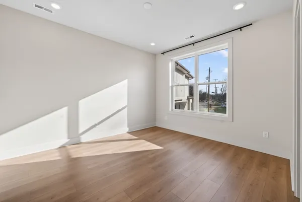 $2,895 | 2109 23rd Avenue North, Unit B, Nashville, TN 37208