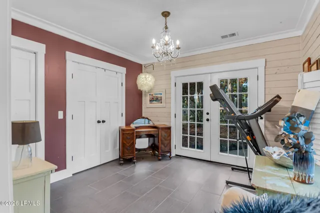 $995,000 | 7 Driftwood Drive, Bluffton, SC 29910