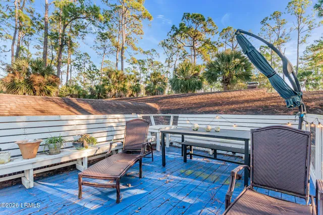 $995,000 | 7 Driftwood Drive, Bluffton, SC 29910