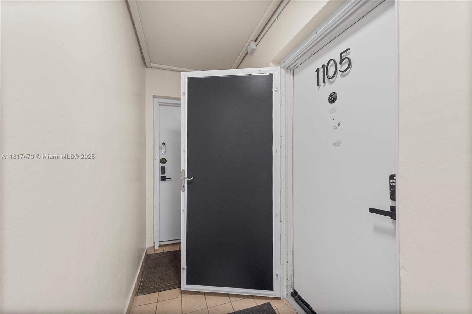 1345 Lincoln Road, Unit 1105 Miami Beach, FL 33139 - Photo 25 of 25 a view of an front door