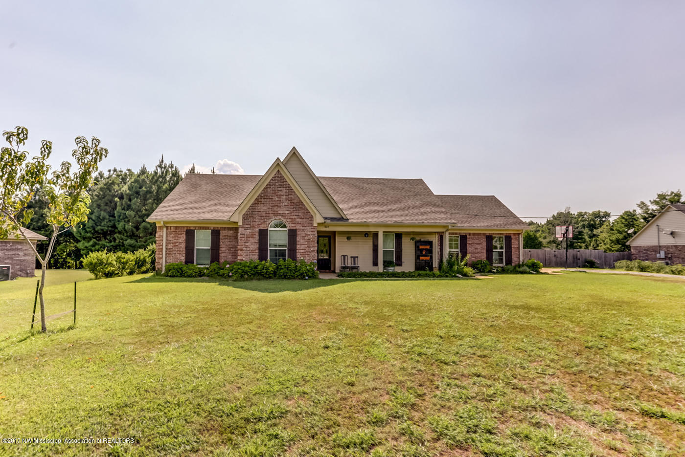 1809 Grass Pond Road Hernando, MS 38632 - Photo 2 of 21 G22A9624_5_6_7_8