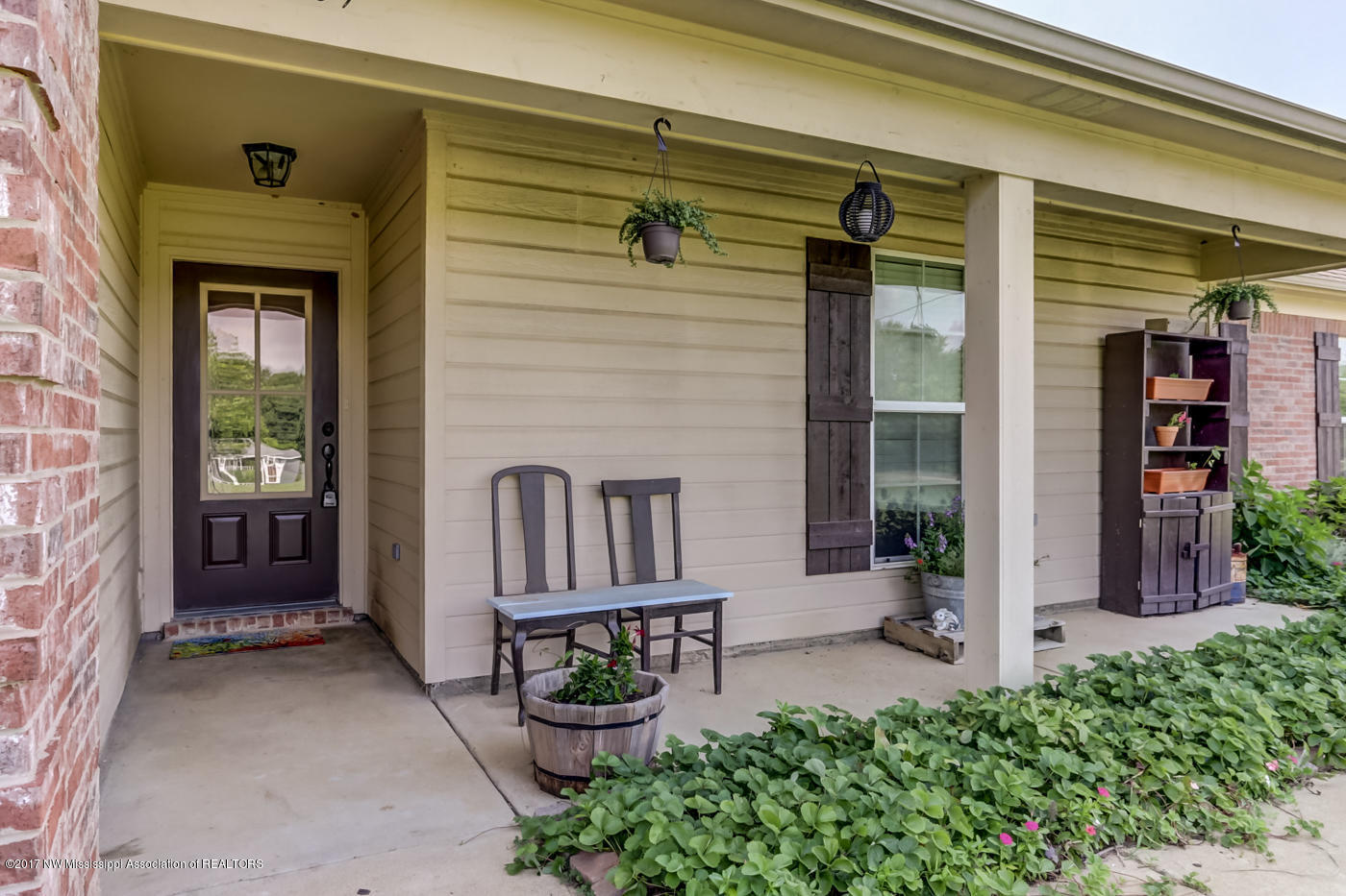 1809 Grass Pond Road Hernando, MS 38632 - Photo 3 of 21 G22A9644_5_6_7_8