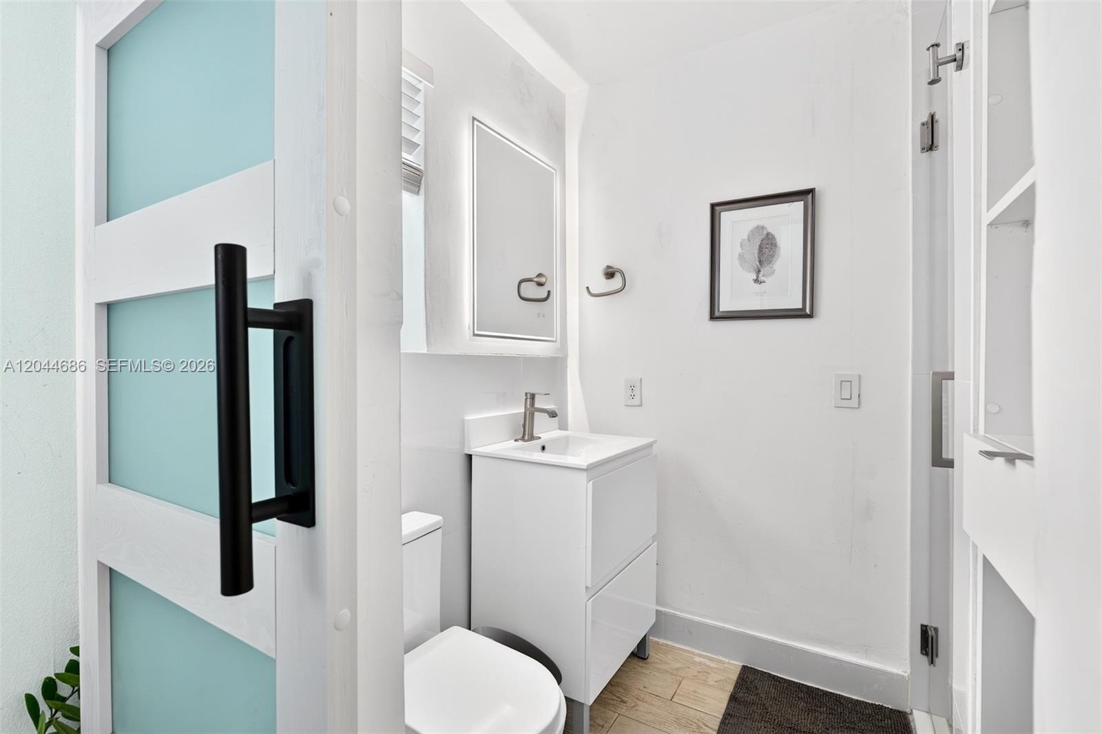 2012 North 31st Road Hollywood, FL 33021 - Photo 14 of 30