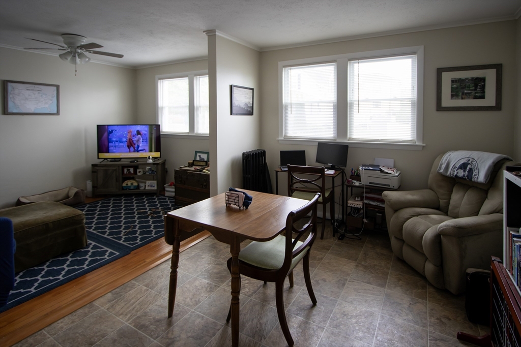 86 Pilgrim Avenue Worcester, MA 01604 - Photo 8 of 30