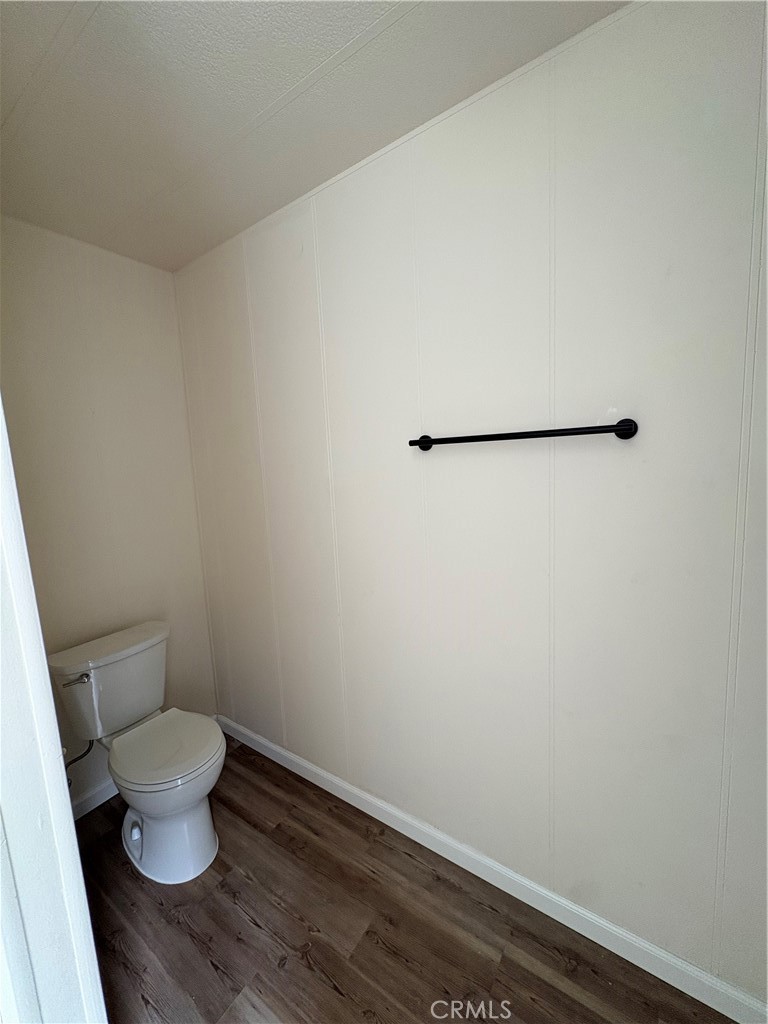 727 South Halcyon Road, Unit 3 Arroyo Grande, CA 93420 - Photo 16 of 19 Toilet Room