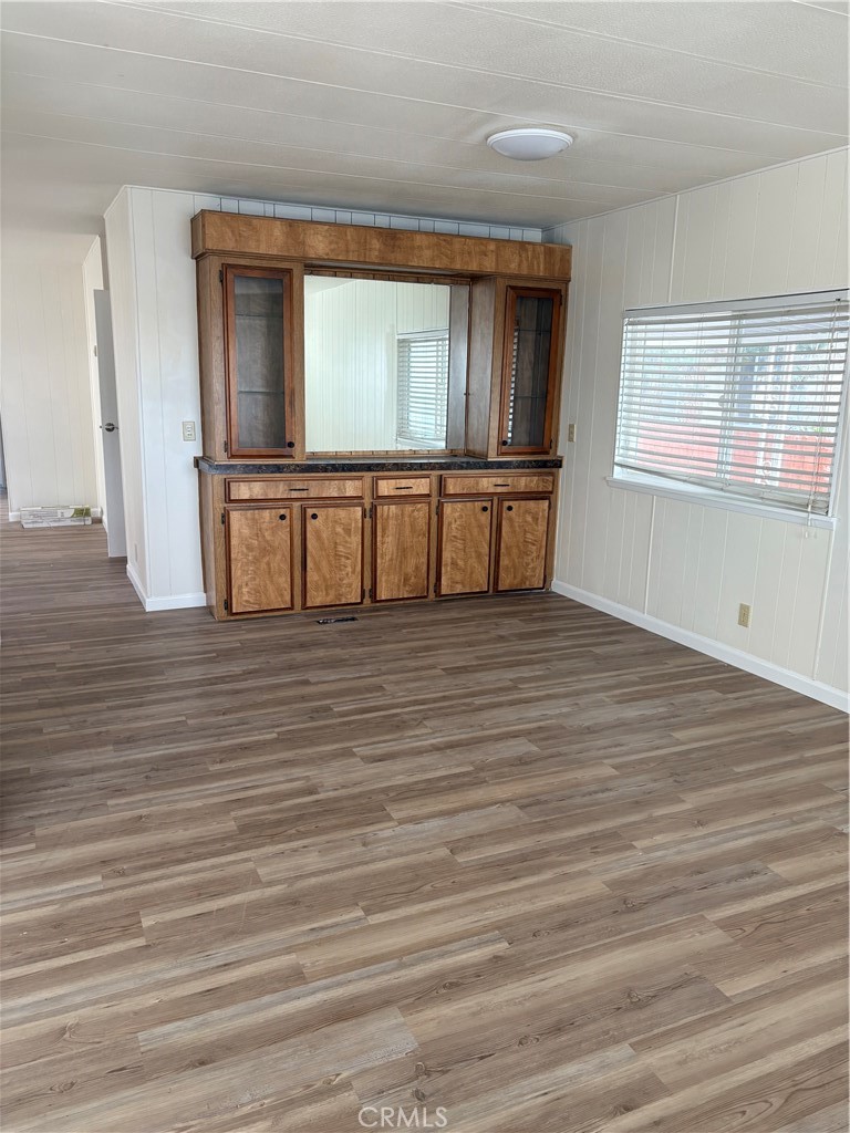727 South Halcyon Road, Unit 3 Arroyo Grande, CA 93420 - Photo 4 of 19 Dining room Built-in Hutch