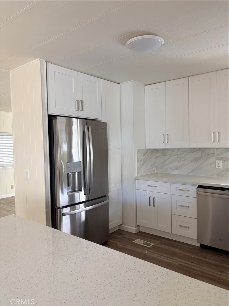 727 South Halcyon Road, Unit 3 Arroyo Grande, CA 93420 - Photo 7 of 19 Kitchen