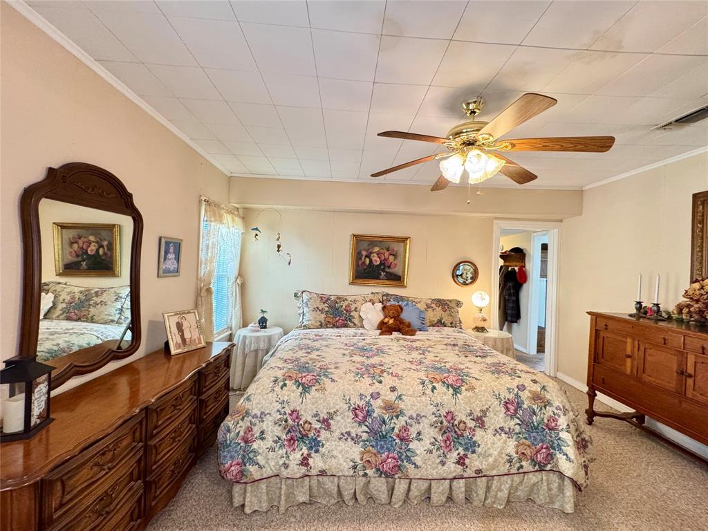 1505 Bonham Street Commerce, TX 75428 - Photo 20 of 39 Secondary bedroom