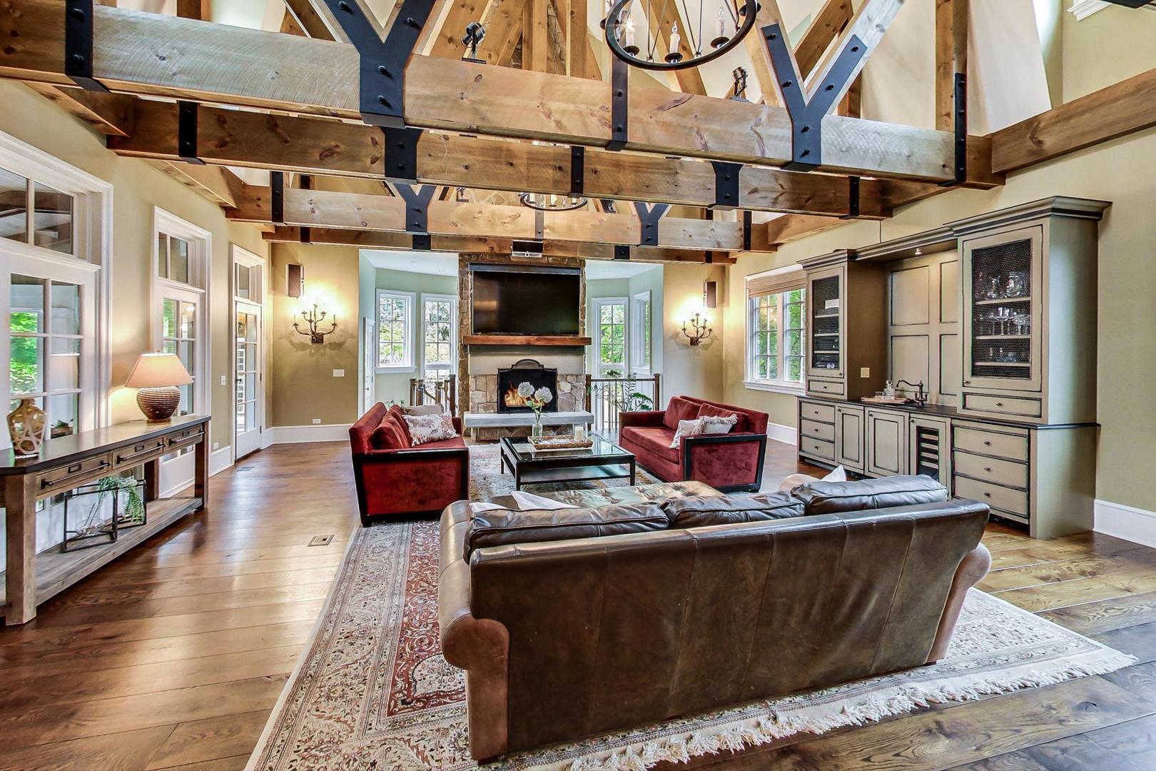 701 Plamondon Road Wheaton, IL 60189 - Photo 6 of 79