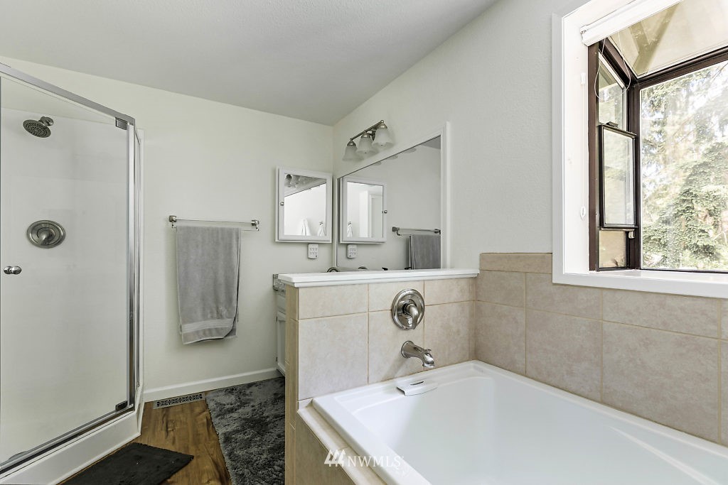 1386 Eagle Ridge Road Oak Harbor, WA 98277 - Photo 15 of 25 Gallery Image 15