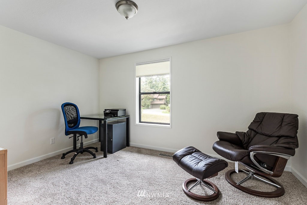 1386 Eagle Ridge Road Oak Harbor, WA 98277 - Photo 16 of 25 Gallery Image 16