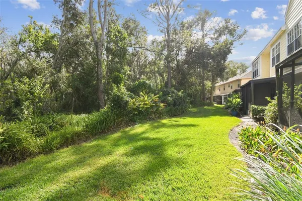 $249,000 | 3616 Pine Knot Drive, Unit 3616, Valrico, FL 33596