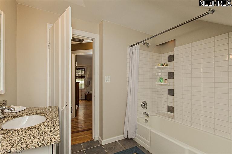2536 Eaton Road University Heights, OH 44118 - Photo 20 of 21