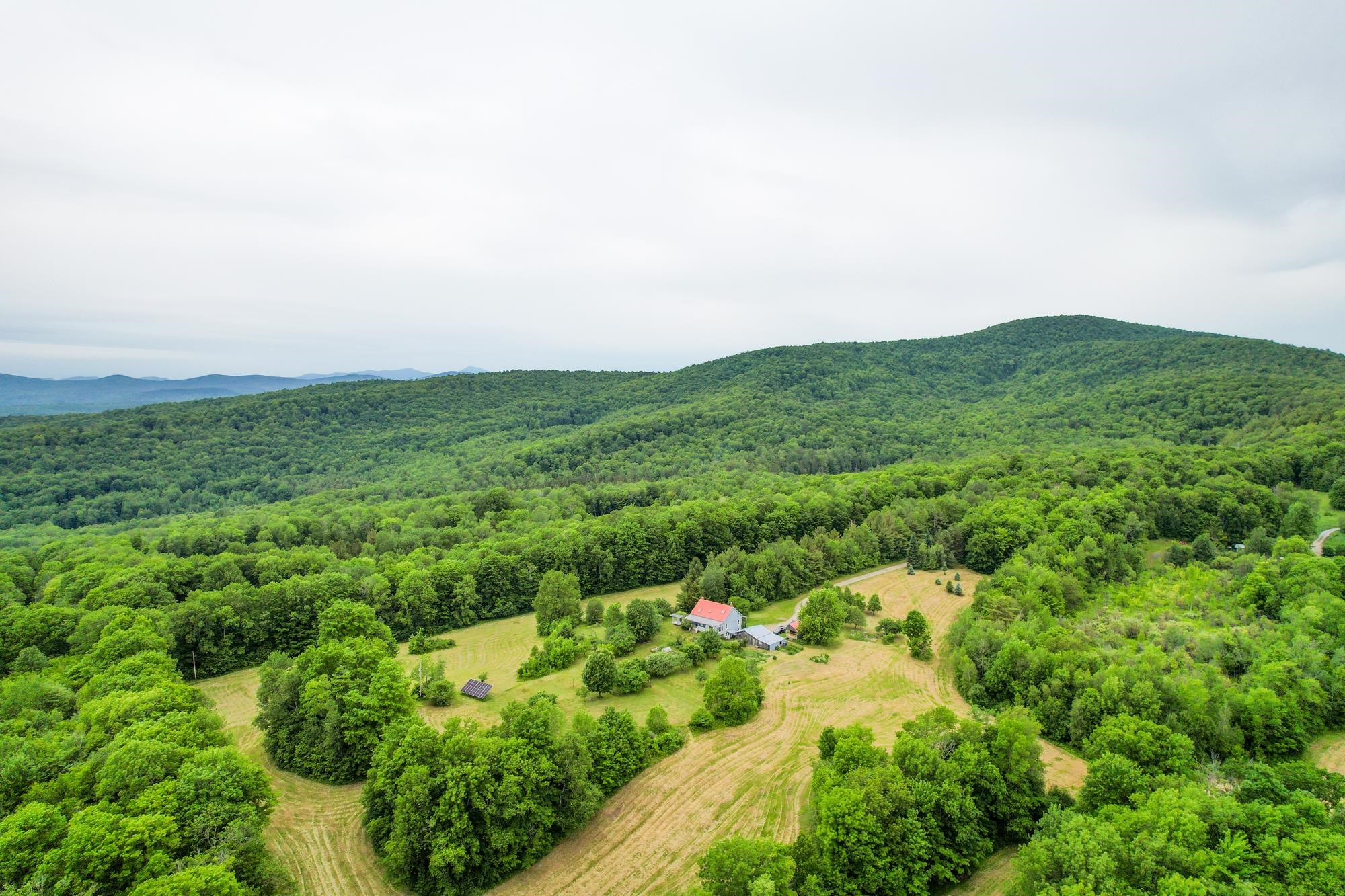 1046 Barrows Road Northfield, VT 05663 - Photo 6 of 40
