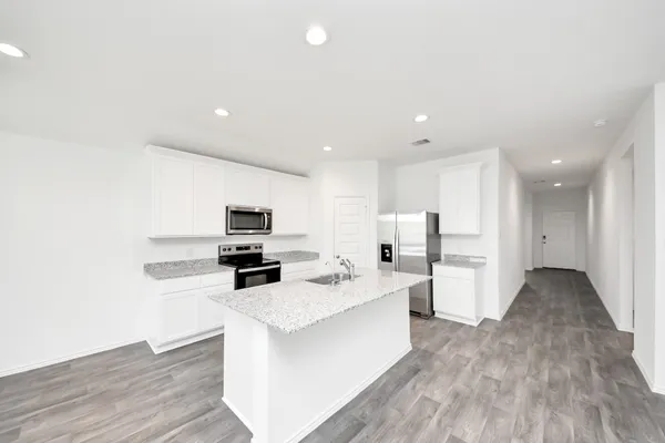 $2,200 | 2007 Woodlark Way, Sealy, TX 77474