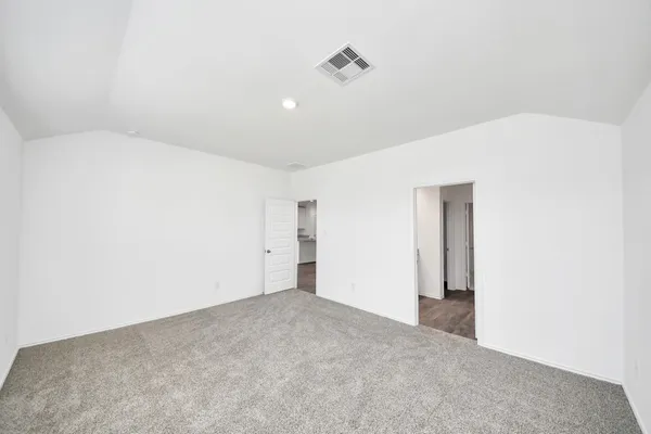 $2,200 | 2007 Woodlark Way, Sealy, TX 77474