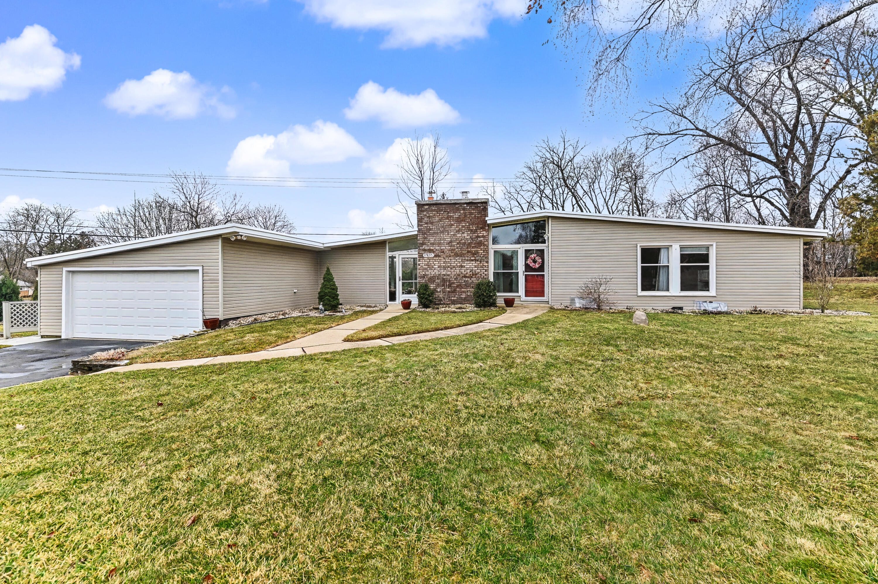 11_Maple Tree Ln-5