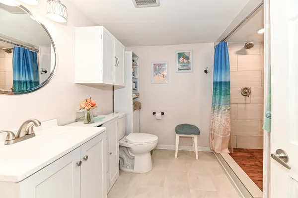 $499,900 | 17835 Maple Tree Lane, Brookfield, WI 53045