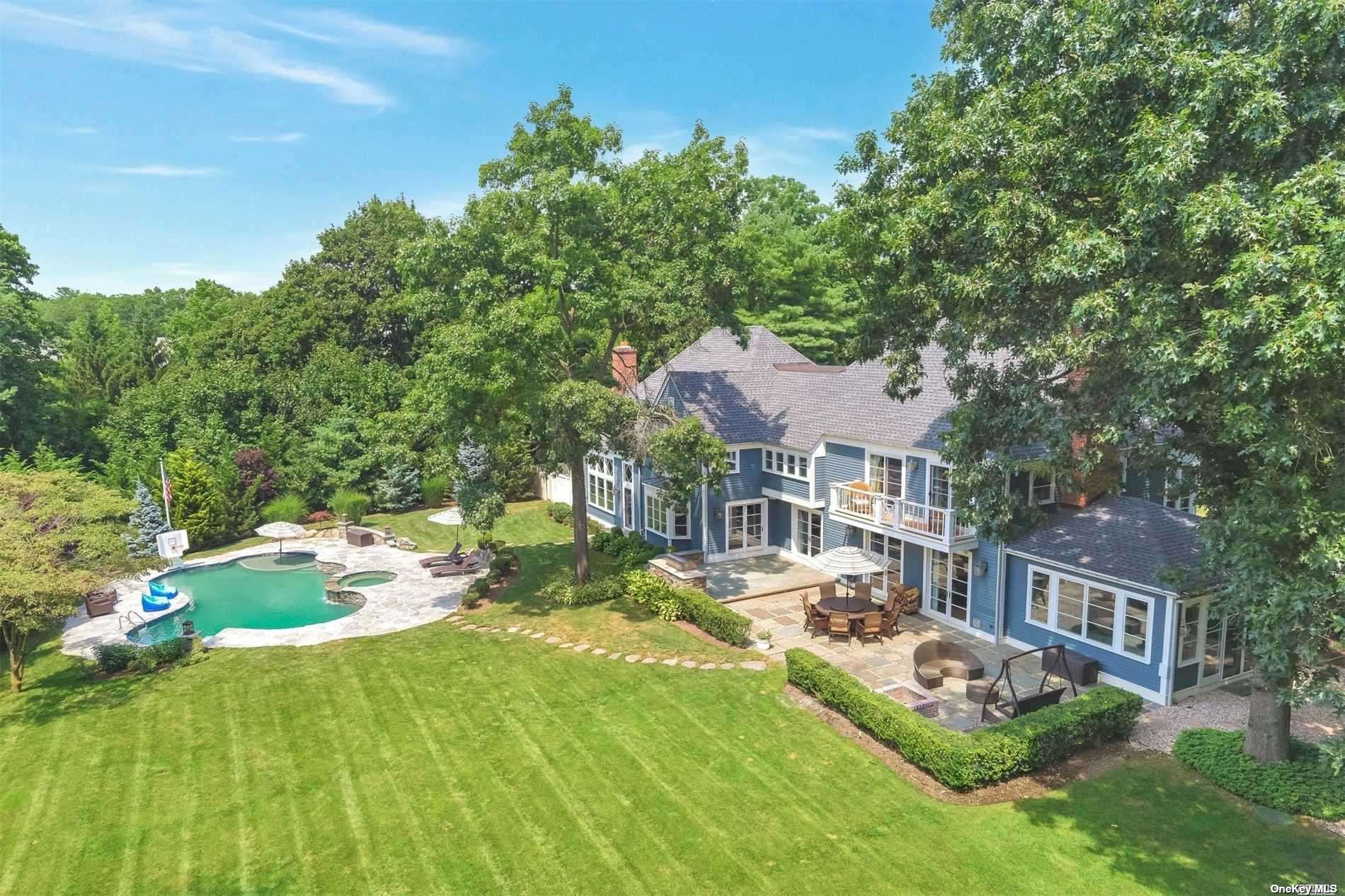 12 Cherrywood Road, Locust Valley, NY 11560 Compass