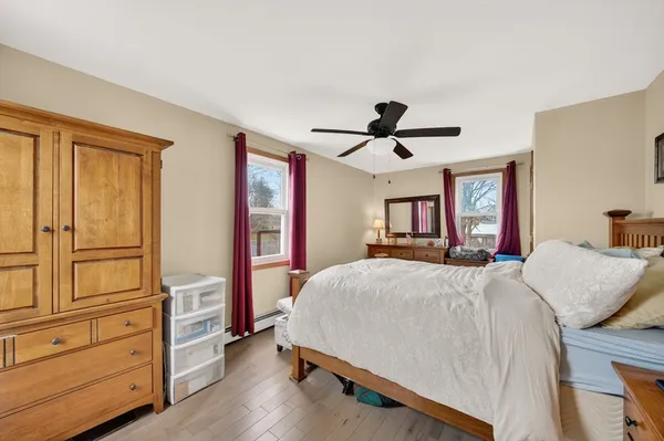 $425,000 | 20 Manhattan Avenue, Fairhaven, MA 02719