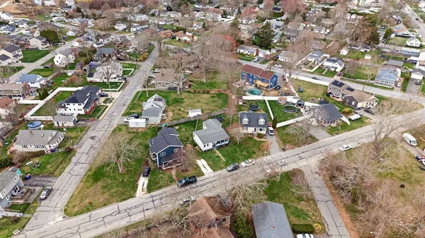 $425,000 | 20 Manhattan Avenue, Fairhaven, MA 02719