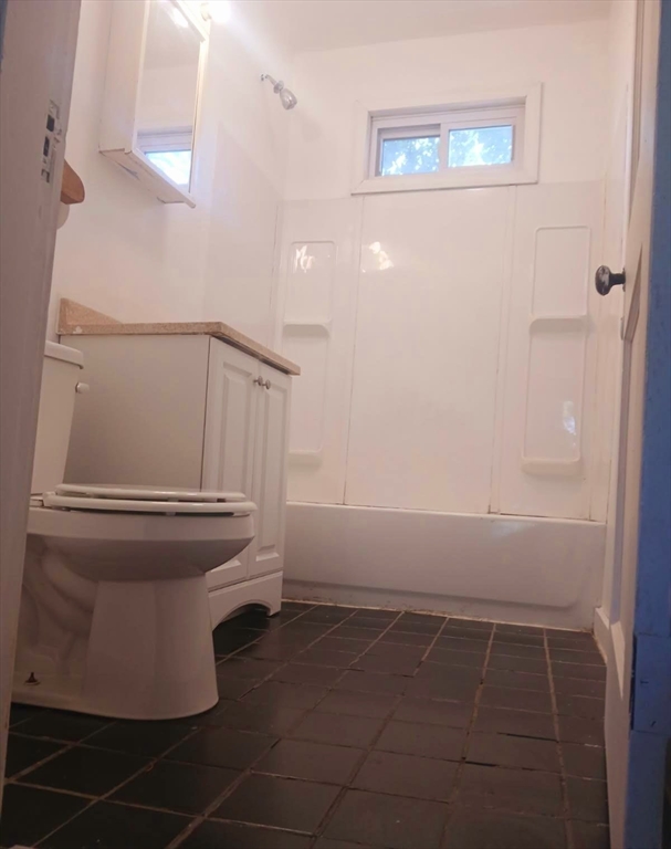 14 Douglas Court Worcester, MA 01603 - Photo 15 of 20 a view of entryway