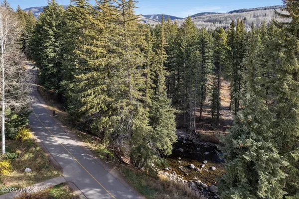 $4,695,000 | 450 East Lionshead Circle, Unit 6A, Vail, CO 81657