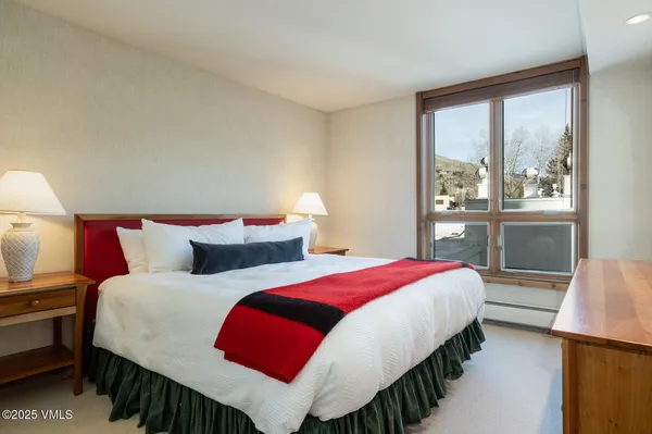 $4,695,000 | 450 East Lionshead Circle, Unit 6A, Vail, CO 81657