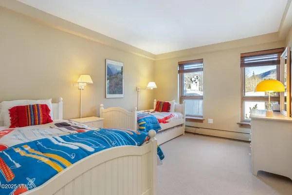 $4,695,000 | 450 East Lionshead Circle, Unit 6A, Vail, CO 81657