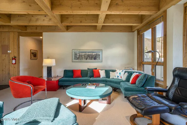 $4,695,000 | 450 East Lionshead Circle, Unit 6A, Vail, CO 81657