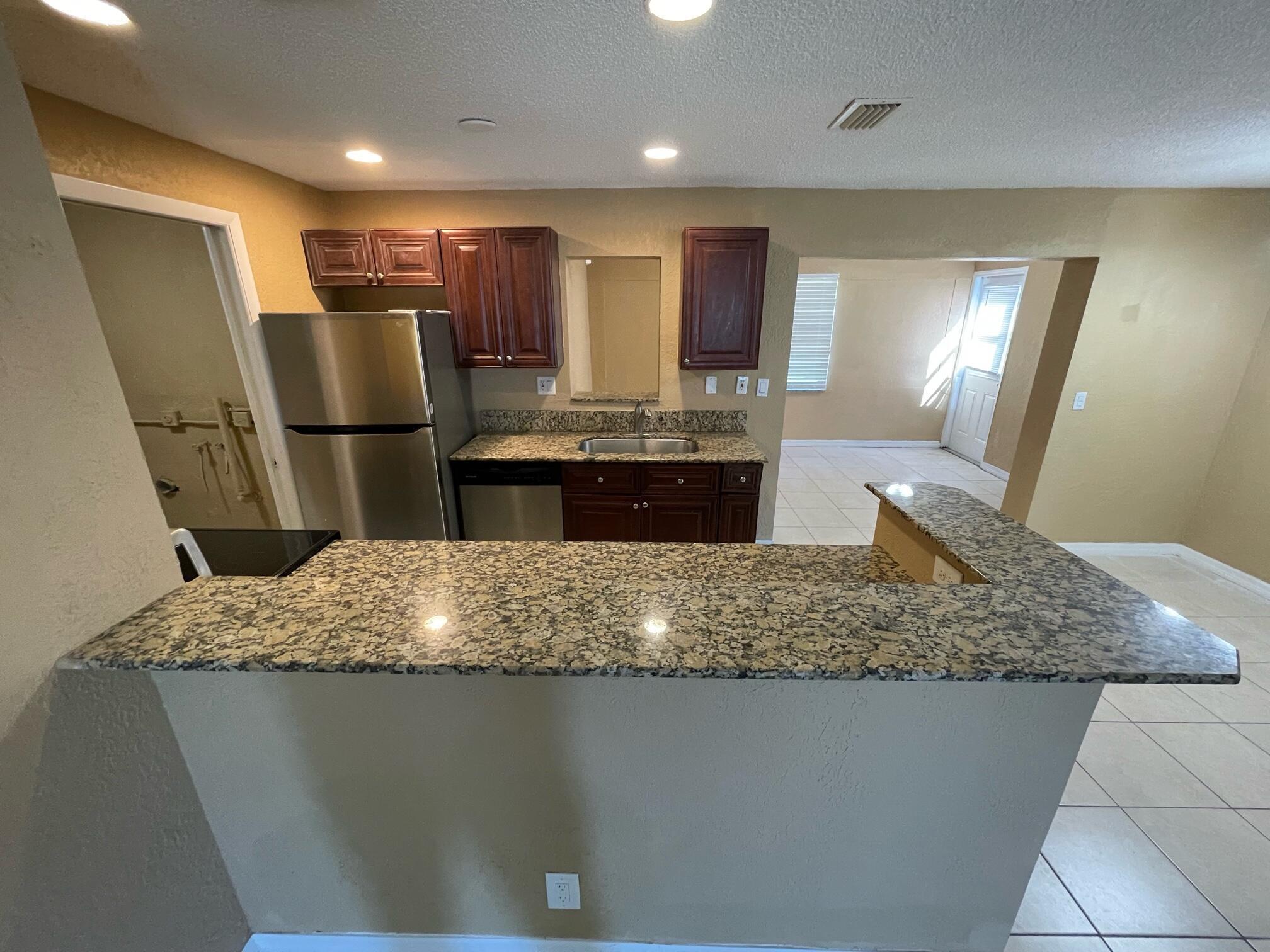 1650 West 12th Court Riviera Beach, FL 33404 - Photo 13 of 17 image13