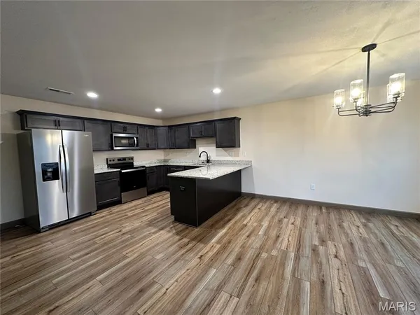 $319,000 | 3752 Kristine Drive, Pontoon Beach, IL 62040