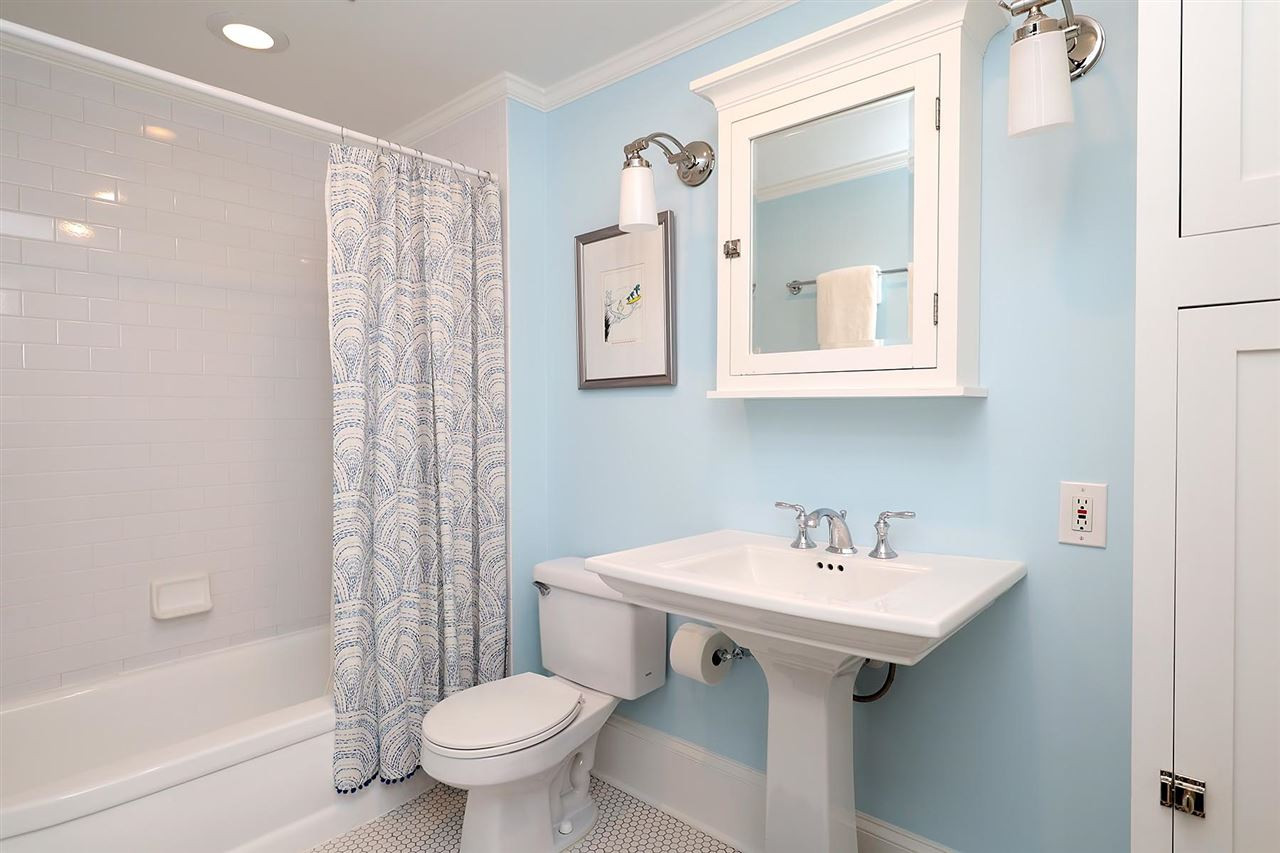 1915 McCarthy Street Raleigh, NC 27608 - Photo 15 of 25 Photo 15